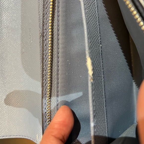 Coach - Picture 9 of 13